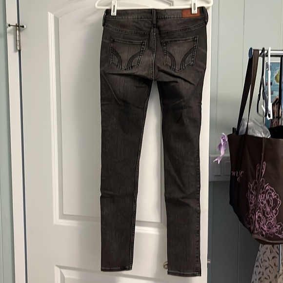 Hollister skinny jeans - Picture 4 of 5